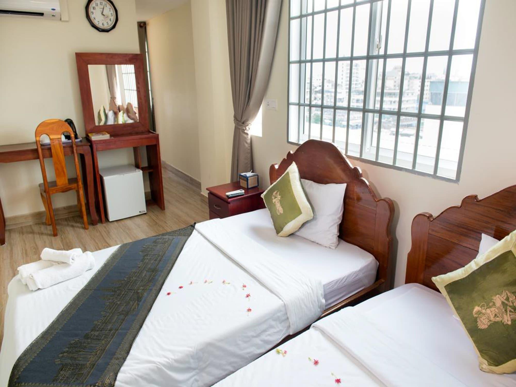 Dynsey Boutique Hotel Phnom-Penh Buitenkant foto