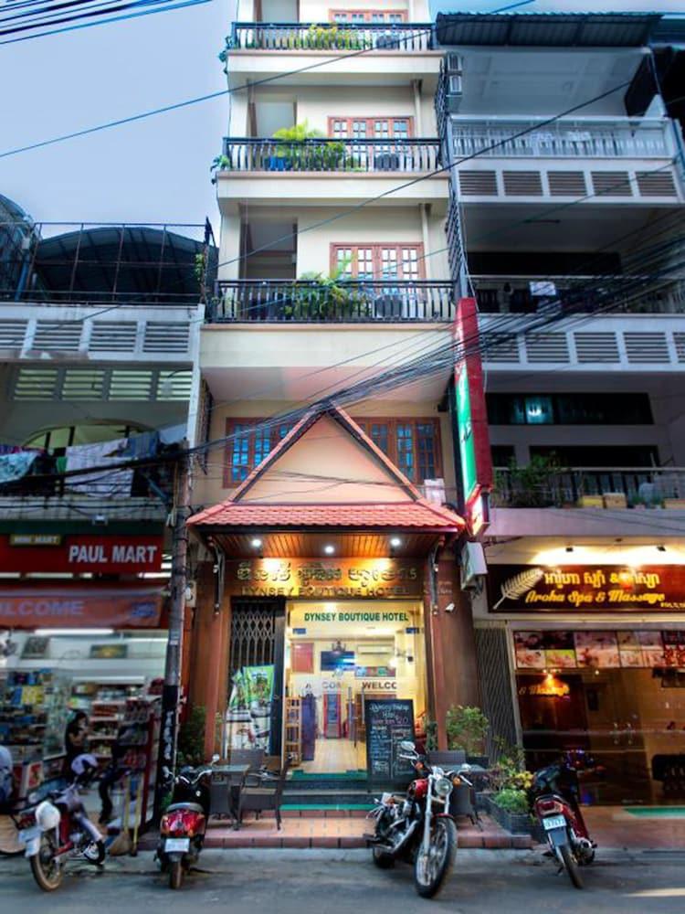 Dynsey Boutique Hotel Phnom-Penh Buitenkant foto
