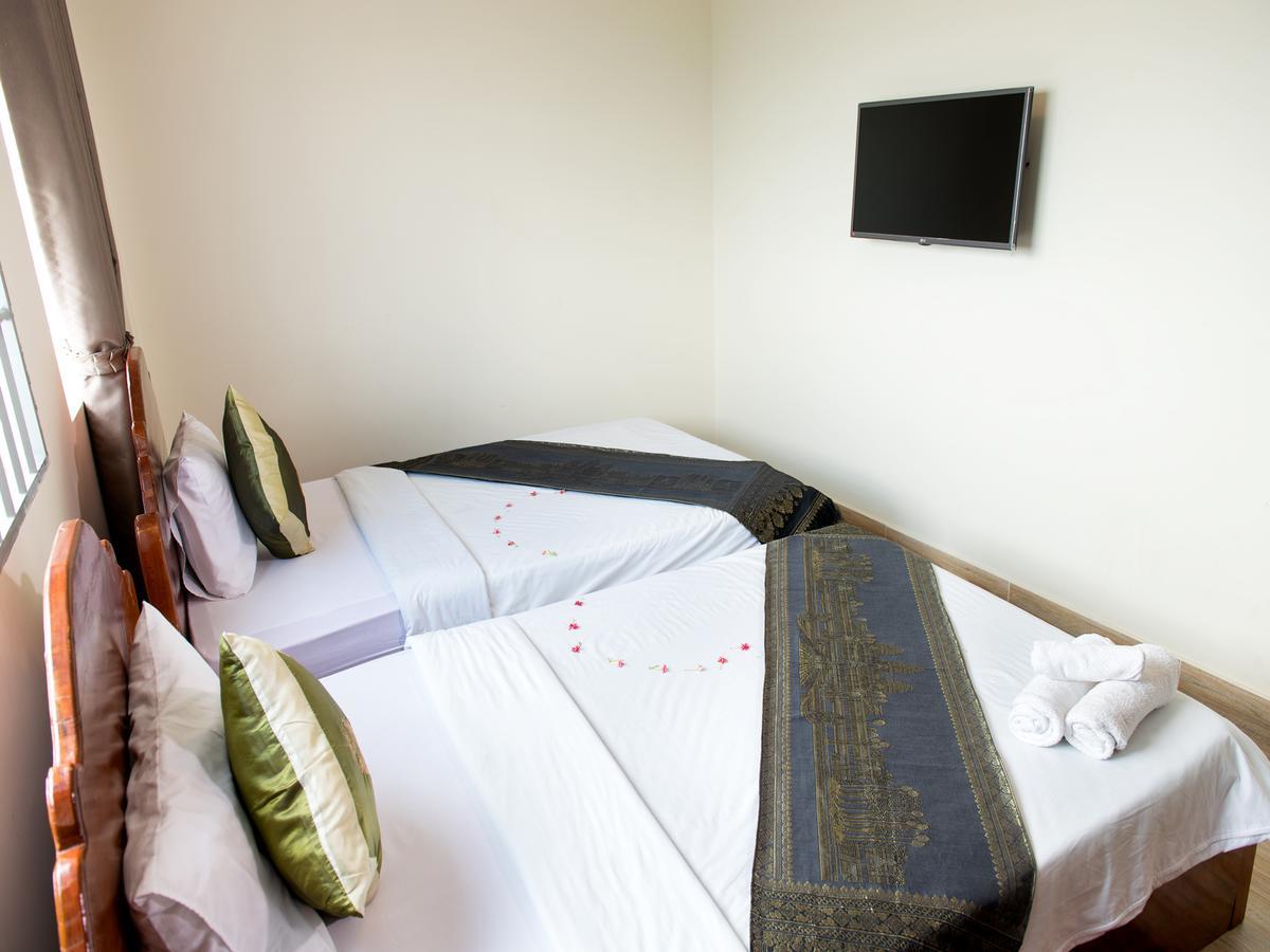 Dynsey Boutique Hotel Phnom-Penh Buitenkant foto