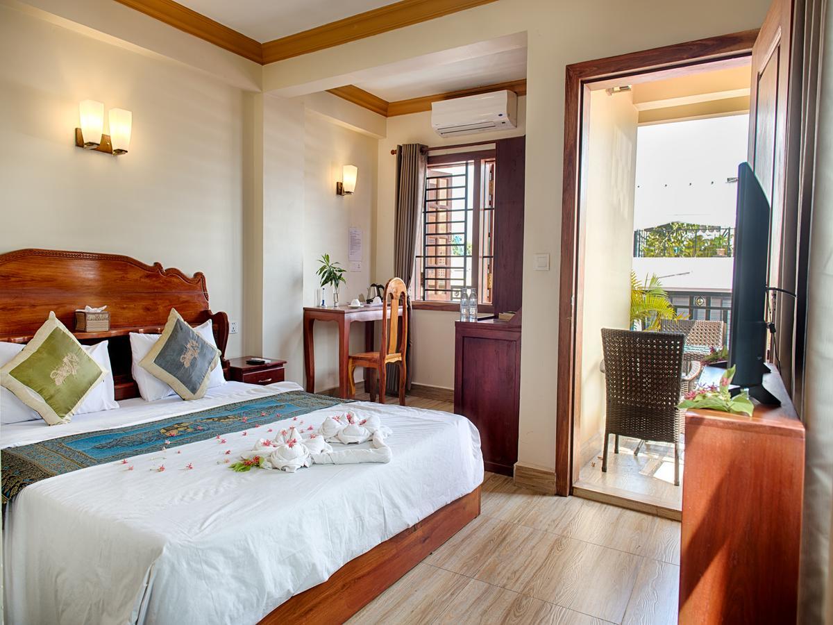 Dynsey Boutique Hotel Phnom-Penh Buitenkant foto