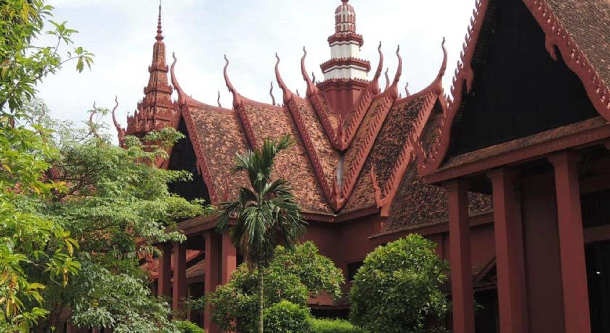 Dynsey Boutique Hotel Phnom-Penh Buitenkant foto